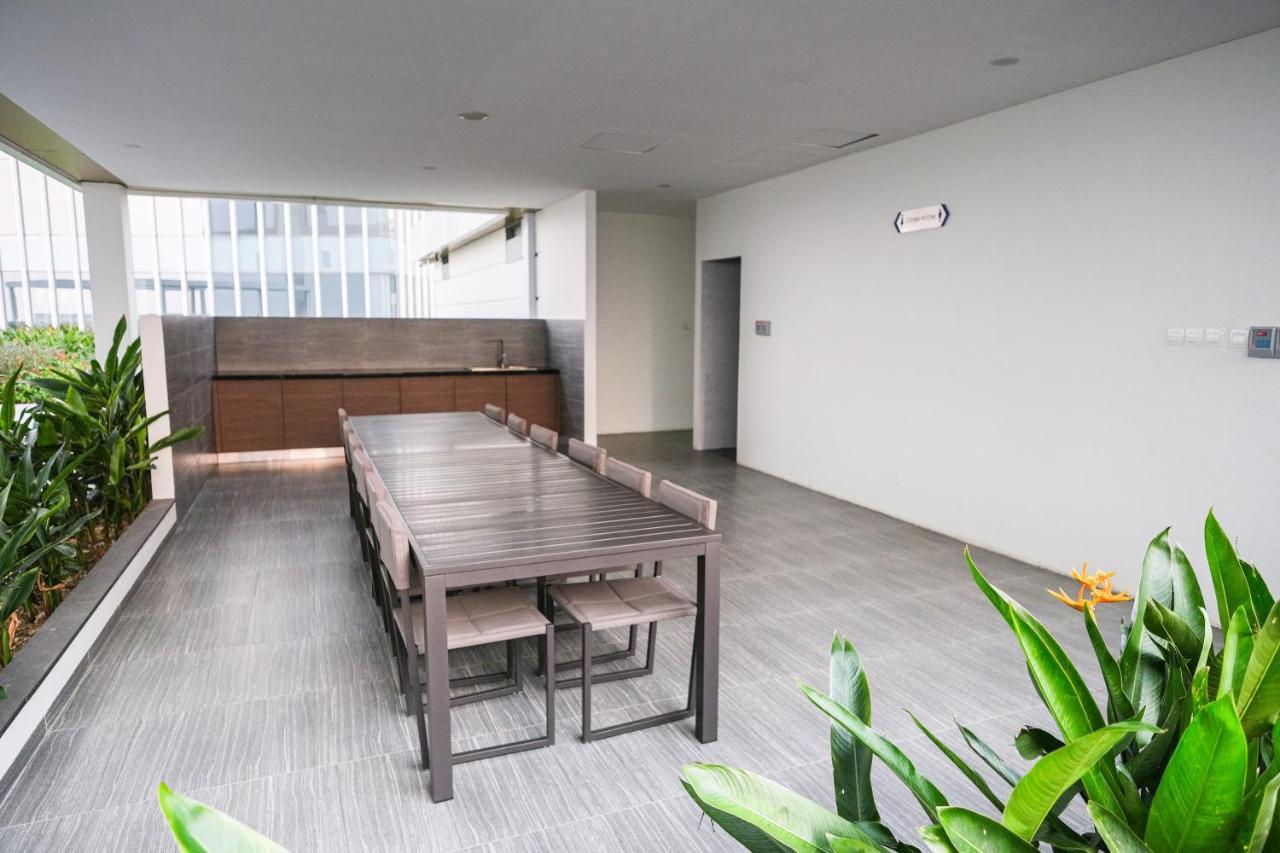 Lovina 17-11 At Harbour Bay Residences Nagoya Buitenkant foto